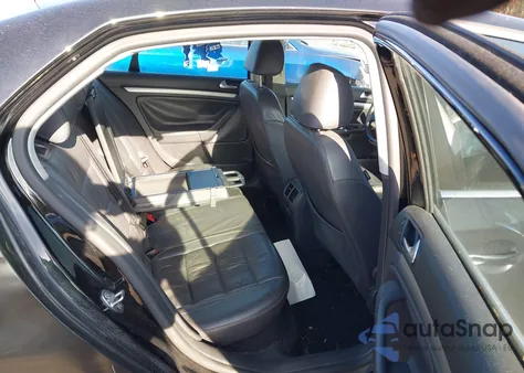 2007 Volkswagen Jetta 2.5 from USA, damaged, VIN 3VWDF71K17M024854